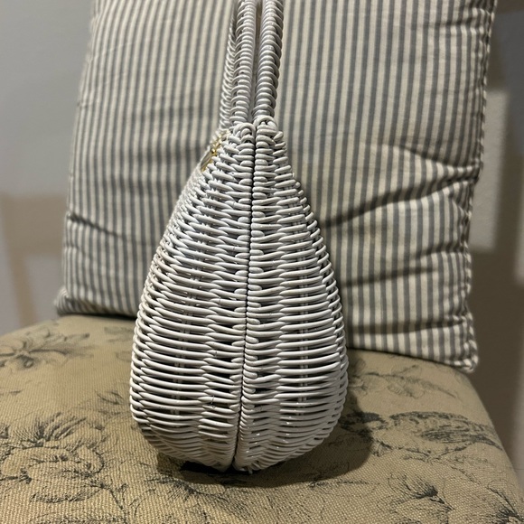 Vintage 1960s Vinyl White Wicker Handbag Purse Top Open - Picture 7 of 12